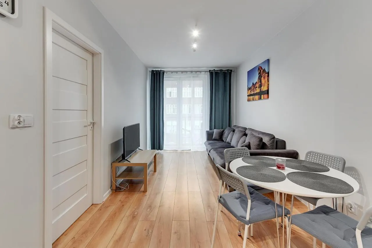 Gdansk Centrum - Apartament 4-Osobowy Z Balkonem 0*,  Poland